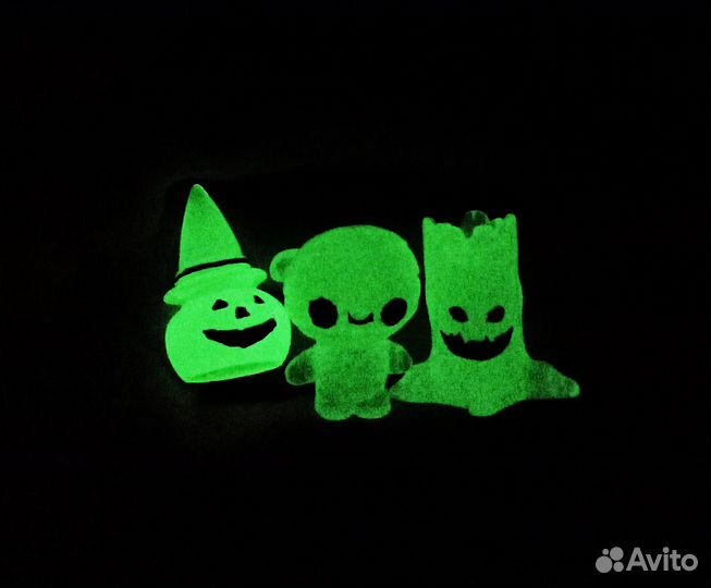 Светящиеся миниатюрные фигурки на Хэллоуин