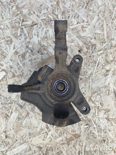 Кулак поворотный левый Шевроле Авео Т250