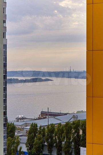 2-к. квартира, 52 м², 14/18 эт.