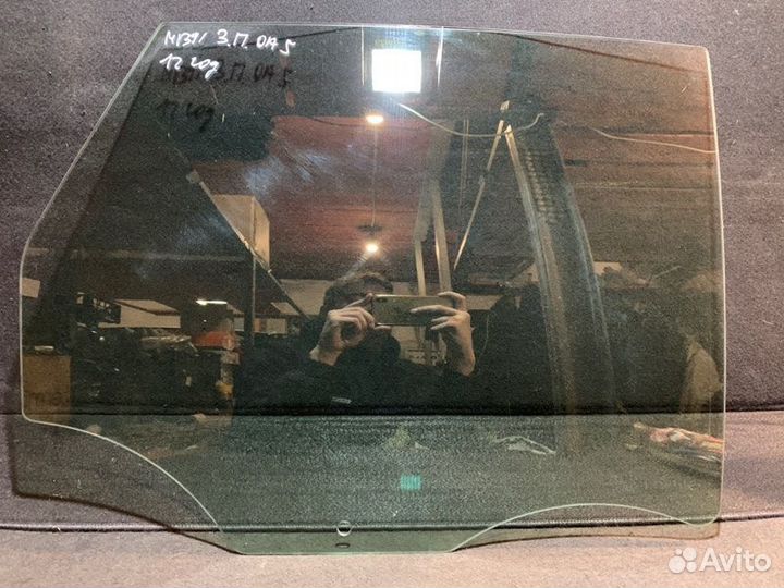 Стекло заднее правое Opel Astra J хэтчбек 1.4