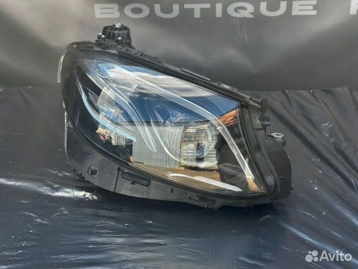 Фара правая Mercedes-Benz E-Class W213 2018