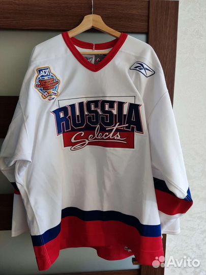 Свитер хоккейный