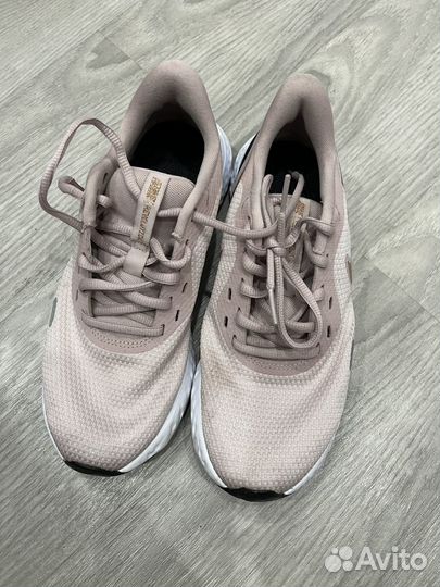 Кроссовки nike 24см
