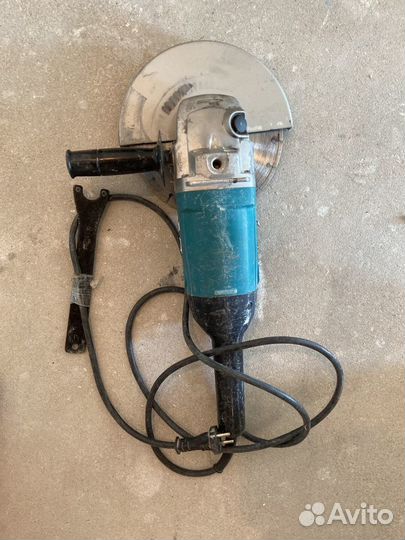 Ушм болгарка makita 230 9069