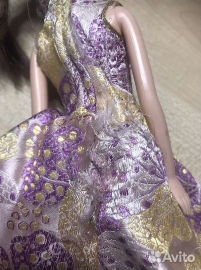 Колекционная кукла sony rose