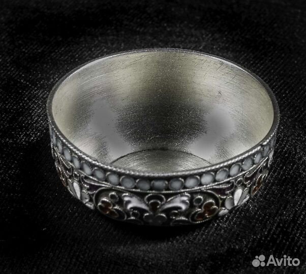 Серебряная солонка с эмалями 84 пр