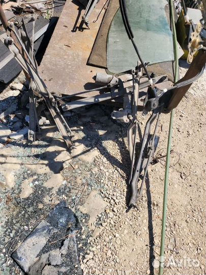 Моторчик дворников с трапецией на Пассат б3.гольф