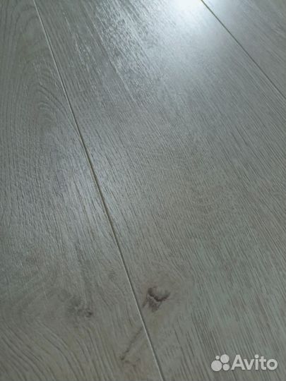 Ламинат новый Egger 10,5м² и 7м²