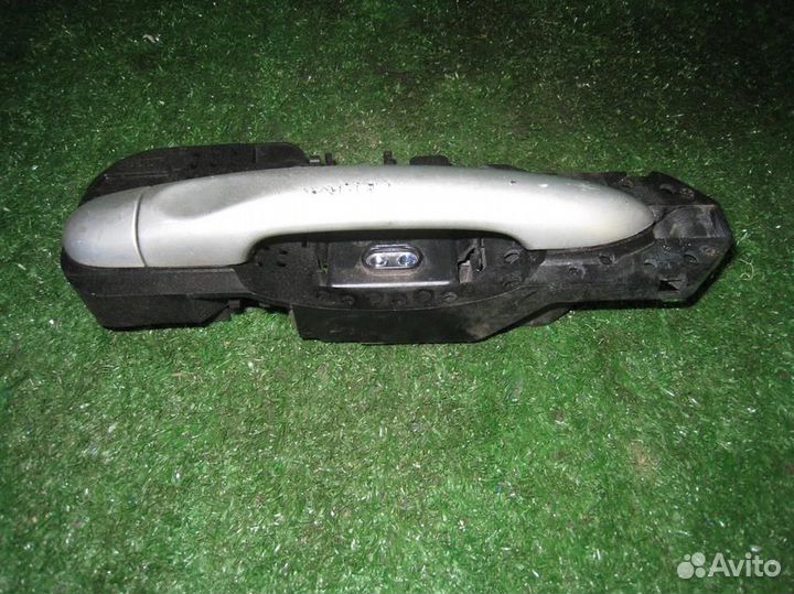 Ручка наружная двери задней левой Renault Megane