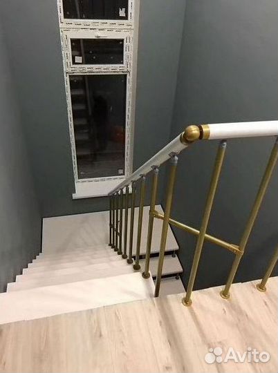 Лестница для офиса