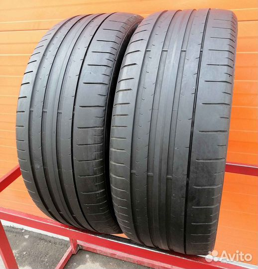 Pirelli P Zero PZ4 245/45 R18