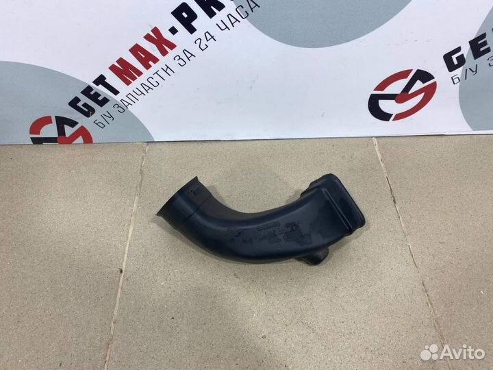 Патрубок воздушного фильтра Peugeot 607 2000-2010