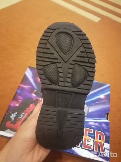 Ботинки детские 27 размер