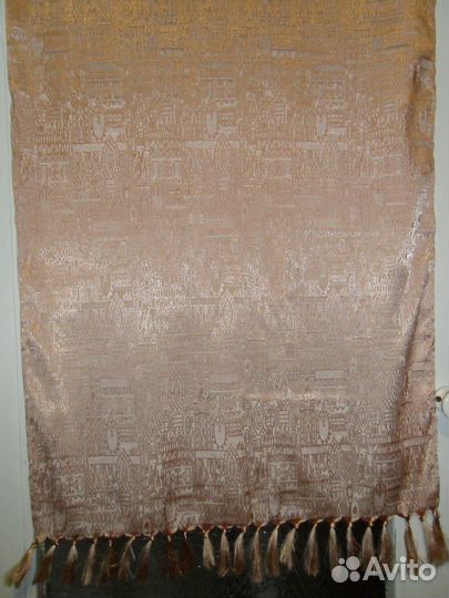 Шарфы натуральный и искусственный шелк