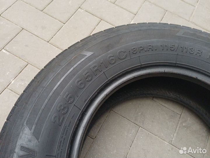 Duraturn Travia Van 235/65 R16C 115R