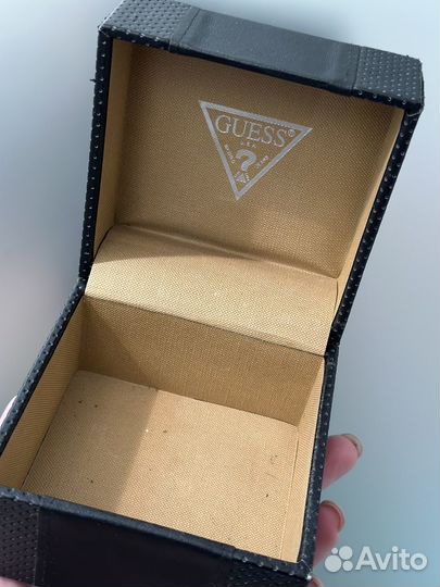 Коробка от часов Guess