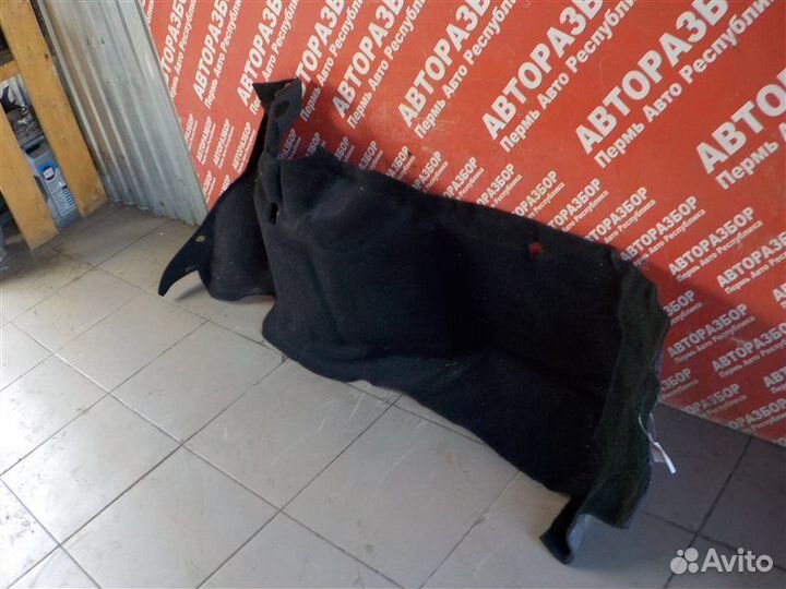 Обшивка багажника задняя правая LADA Granta 21127