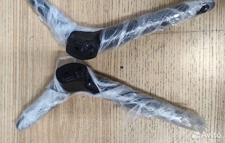 Подставка (ножки) для erisson 39LES76T2