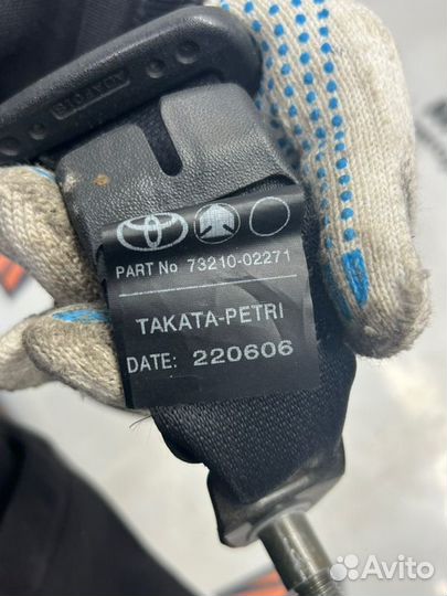 Ремень безопасности передний правый Toyota Corolla