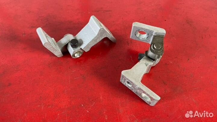 Петли дверные комплект задние левые Audi A4 B8 1.8