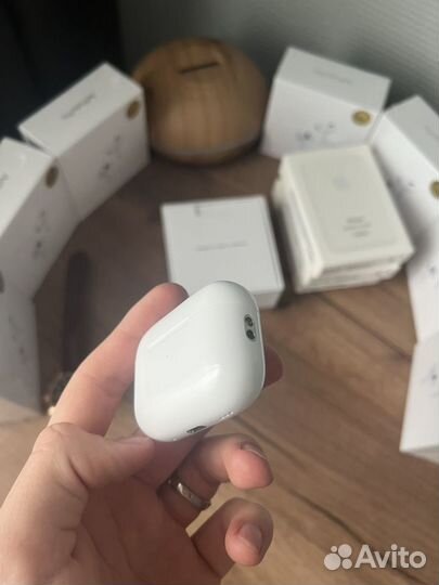 AirPods Pro 2 USB Type-C (новые, запечанные)