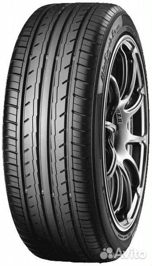 Yokohama BluEarth-ES ES32 215/50 R17 95V