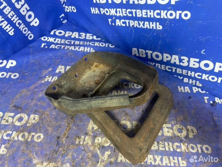 Кронштейн рулевой колонки. ЗИЛ 5301 грузовой