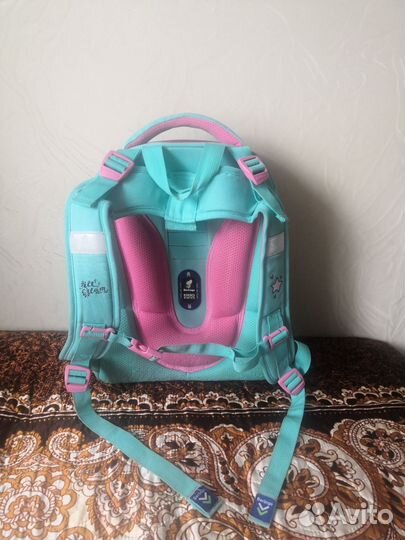 Школьный рюкзак