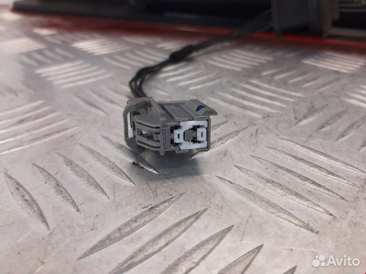 Фонарь задний правый Ford Focus 2 2008 1520757