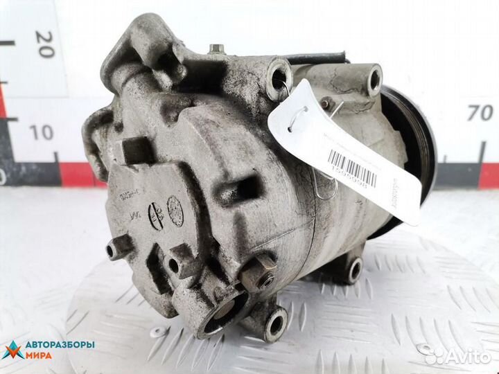 Компрессор кондиционера Ford Focus 2 2007 1677171