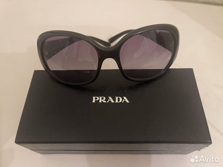 Солнцезащитные очки женские брендовые