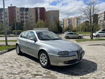 Alfa Romeo 147 1.6 MT, 2002, 273 000 км, с пробегом, цена 380 000 руб.