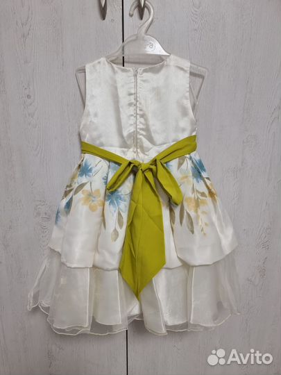 Нарядное платье для девочки