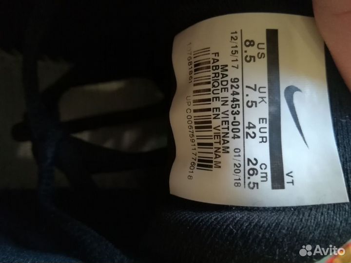 Кроссовки мужские nike 42 р