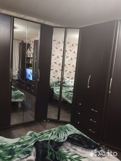 Продаю набор мебели