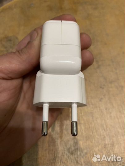 Зарядное устройство Apple