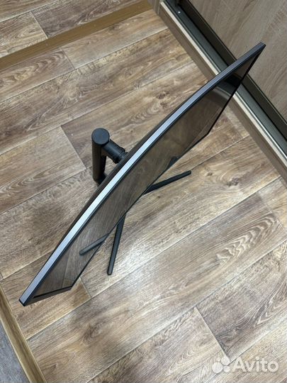 Монитор Samsung 27