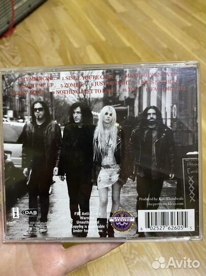 The pretty reckless - Light me up (CD)