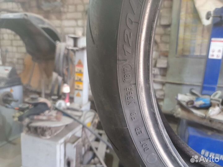 Pirelli P Zero Corsa 125/70 R17