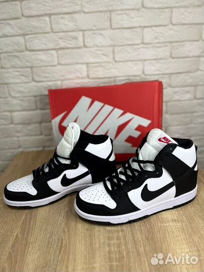 Nike dunk high retro