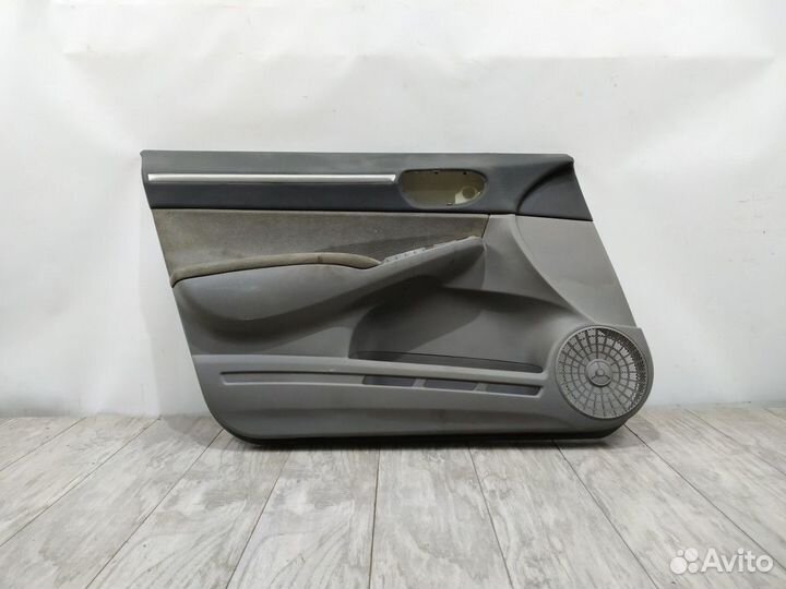 Обшивка двери передней левой Civic 4D 2006-2012