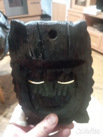 Африканская деревянная маска