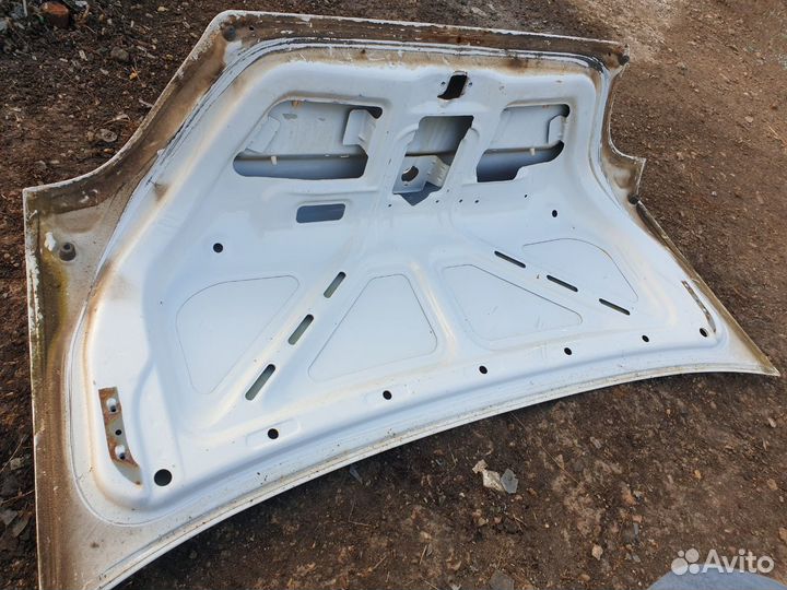 Крышка багажника daewoo nexia 150 n150 нексия бела