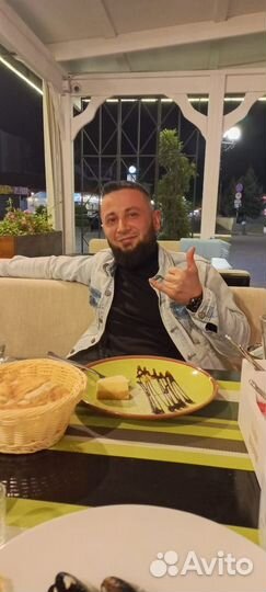 Повар мангальщик шашлычник шаурмист
