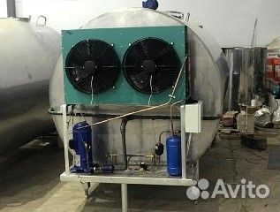 Танк охладитель молока закрытого типа 1000л г688