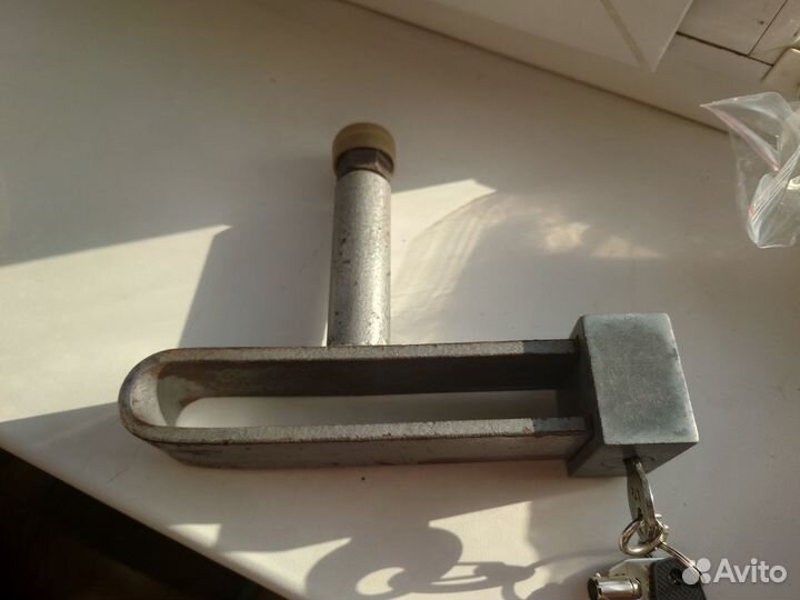 Защита от угона на педали