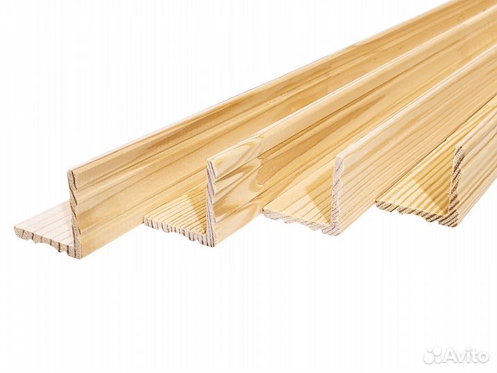 Уголок деревянный