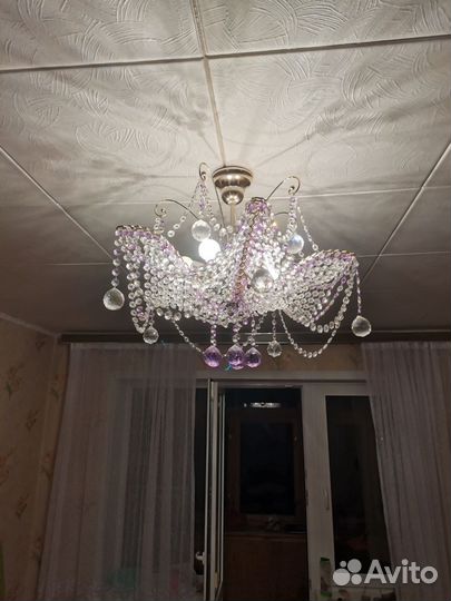 Люстра потолочная