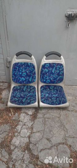 Сидения пассажирские 2 пары с подставками
