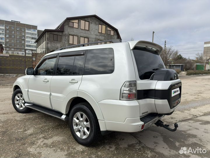 Mitsubishi Pajero 3.2 AT, 2014, 288 000 км